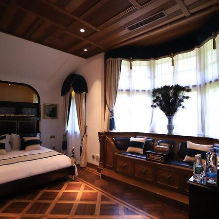 Shanghai Moller Villa Hotel - National Historic And Cultural Relics Protection Building Экстерьер фото