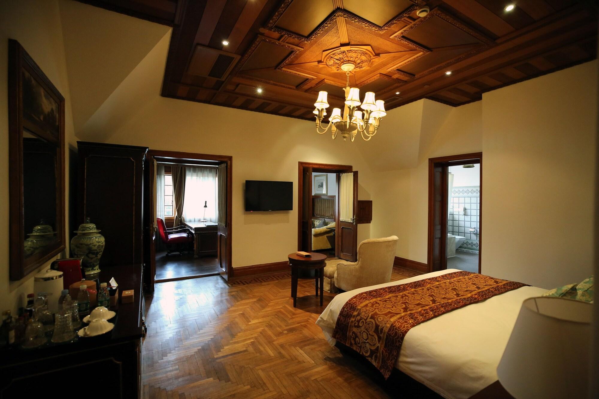 Shanghai Moller Villa Hotel - National Historic And Cultural Relics Protection Building Экстерьер фото