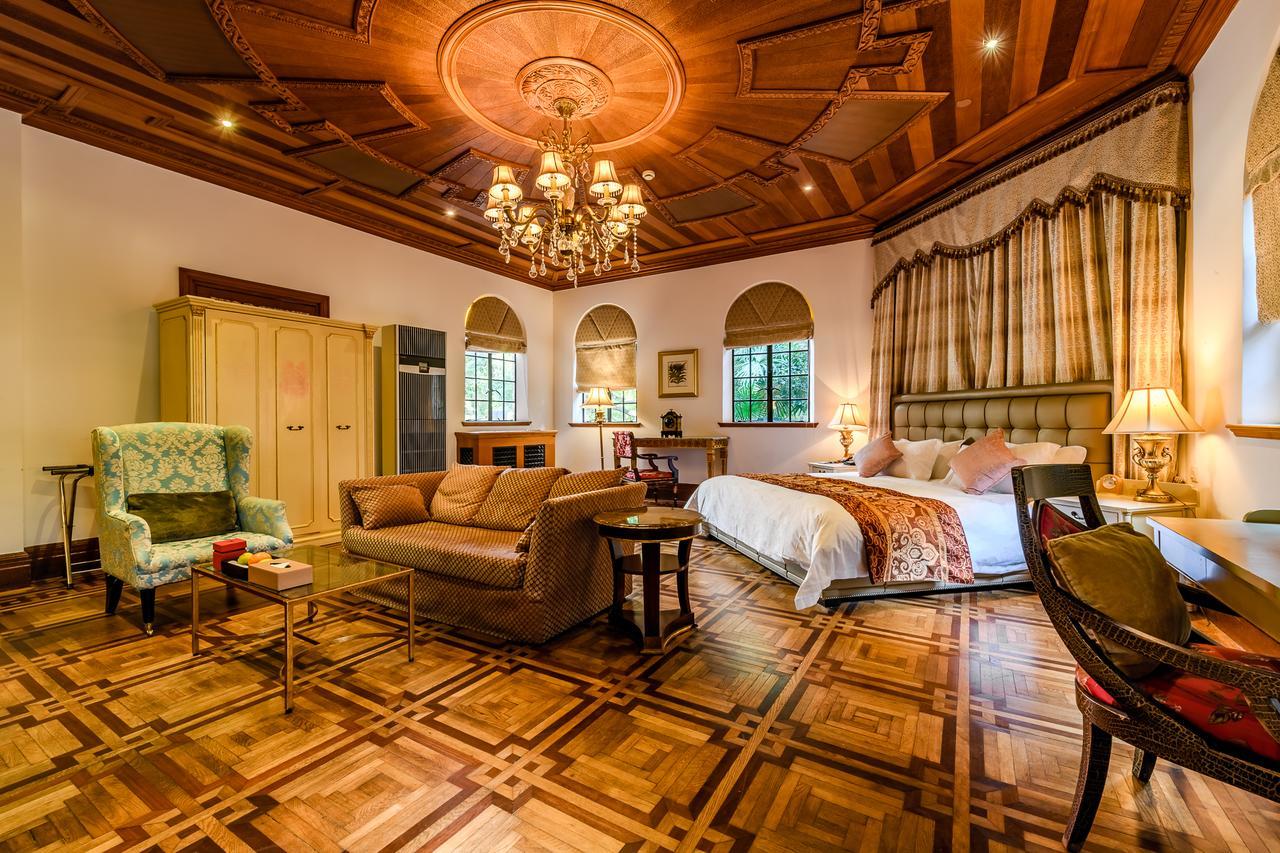 Shanghai Moller Villa Hotel - National Historic And Cultural Relics Protection Building Экстерьер фото